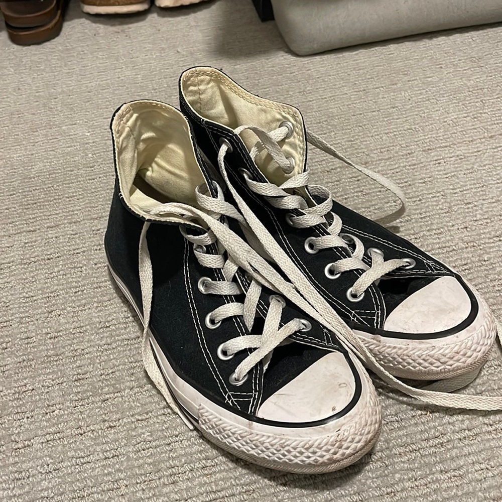 black converse